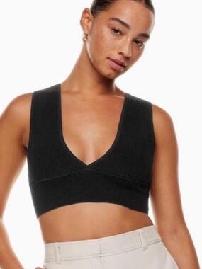 Aritzia Babaton Black Ribbed V-Neck Crop Top